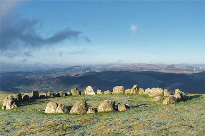 7-mysterious-stone-circles-scattered-around-the-world-picture-2-TXlqtCWV2.jpg