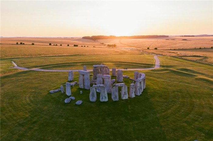 7-mysterious-stone-circles-scattered-around-the-world-picture-3-GOk2mKSQb.jpg